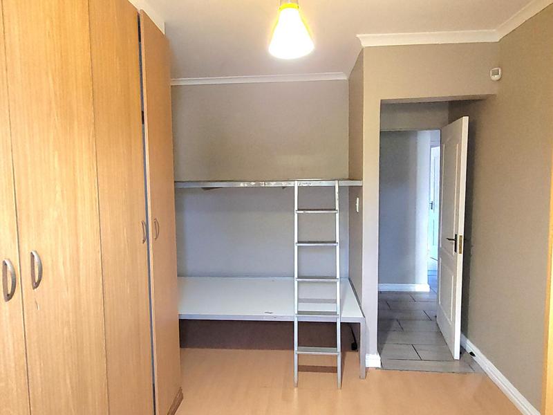 6 Bedroom Property for Sale in Stellenberg Western Cape